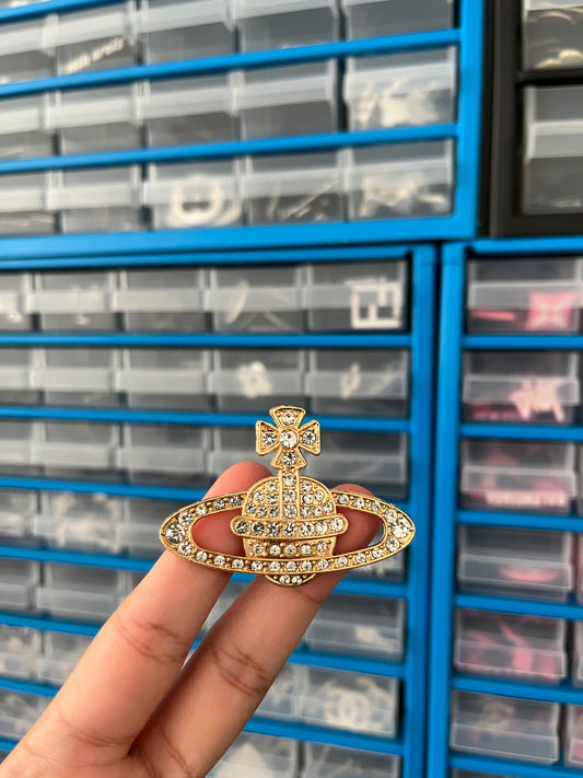 Gold Viv metal charm