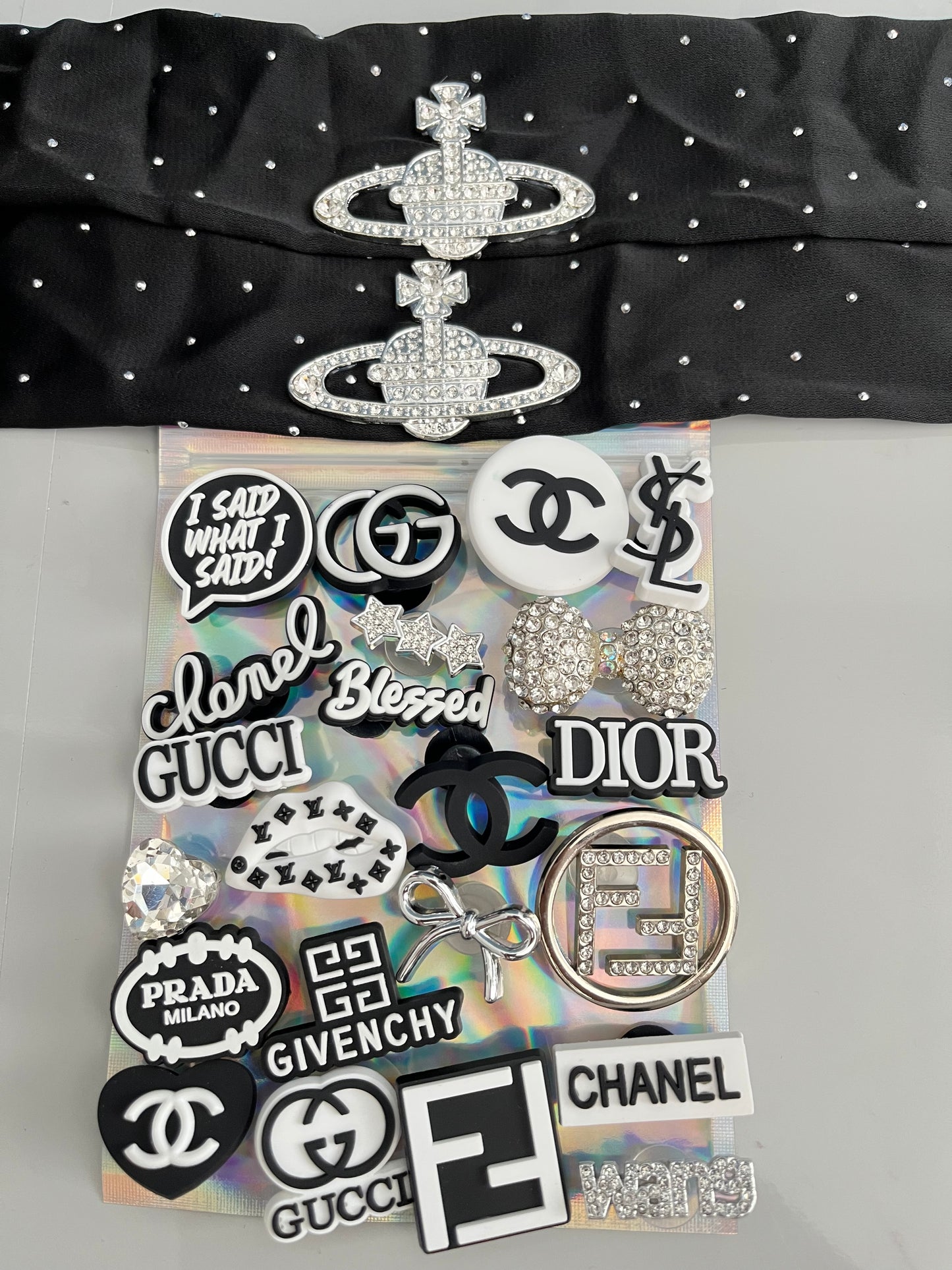 Black complete bundle with sparkle straps