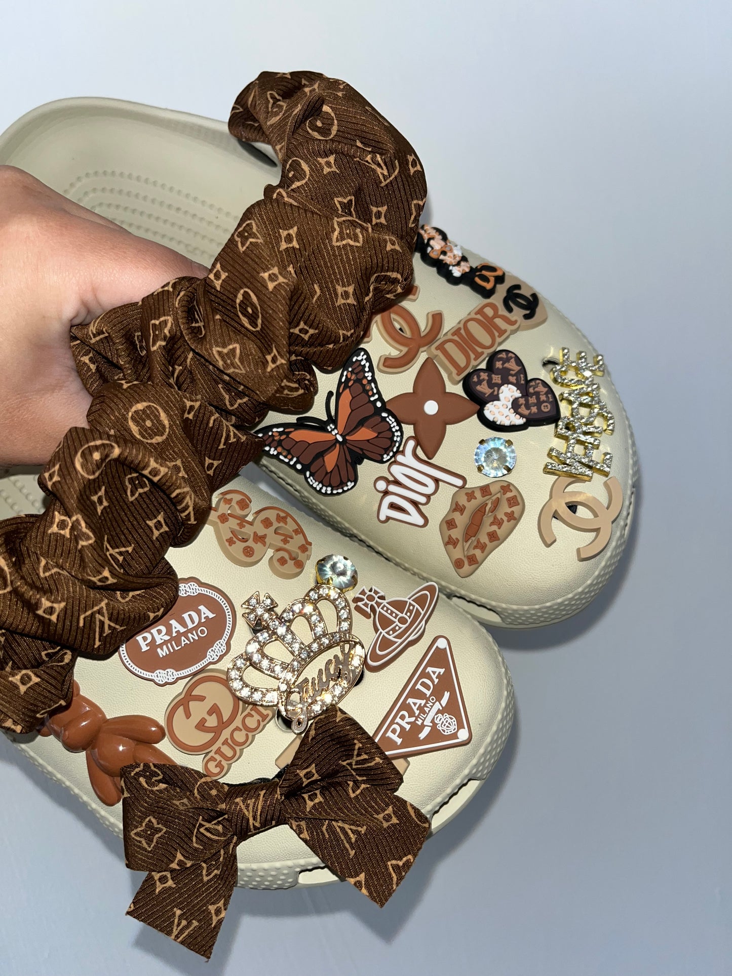 Brown complete bundle - CROCS NOT INCLUDED