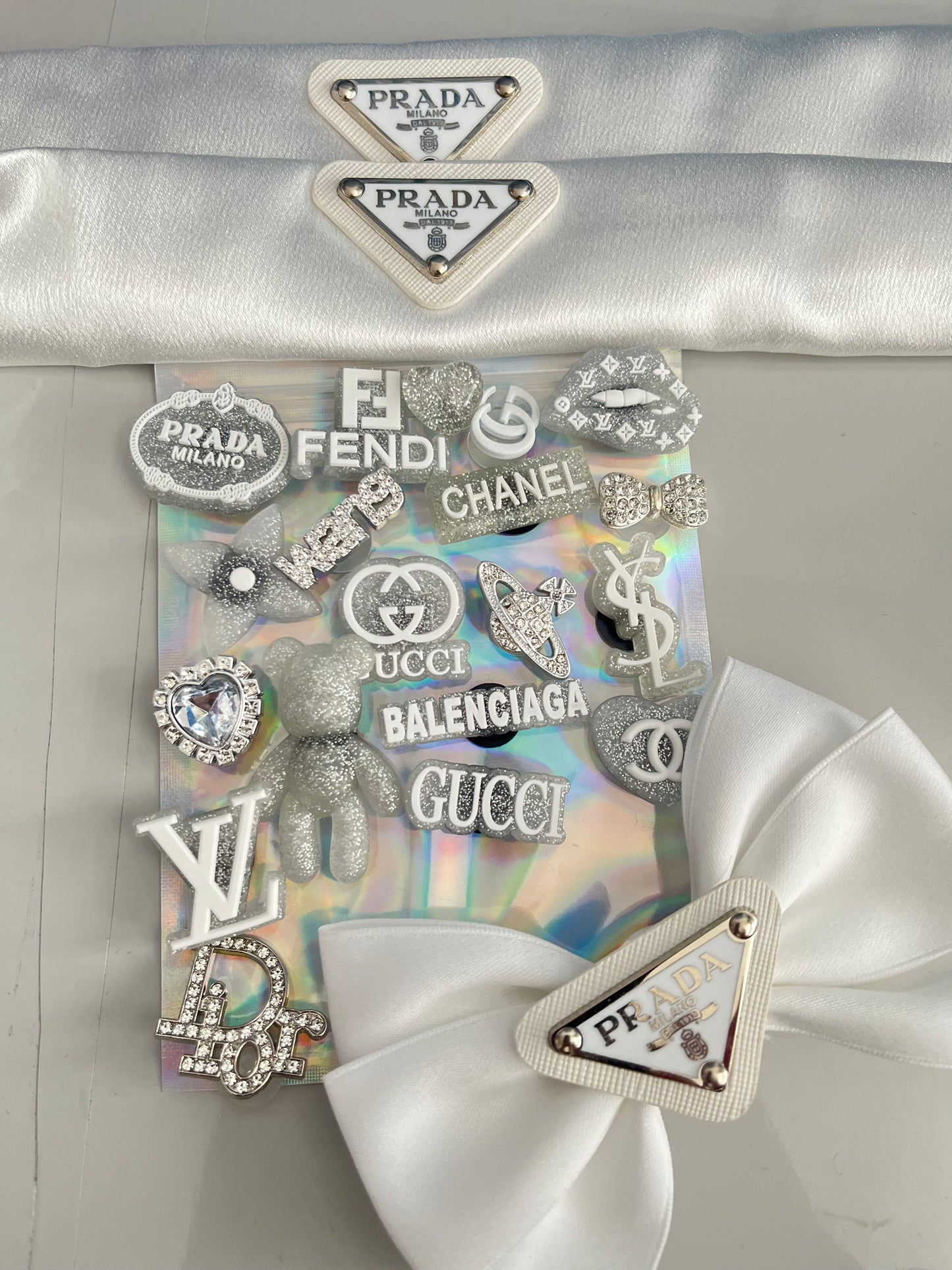 White and silver bow bundle