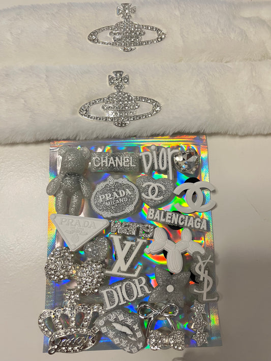 White and silver fur straps bundle