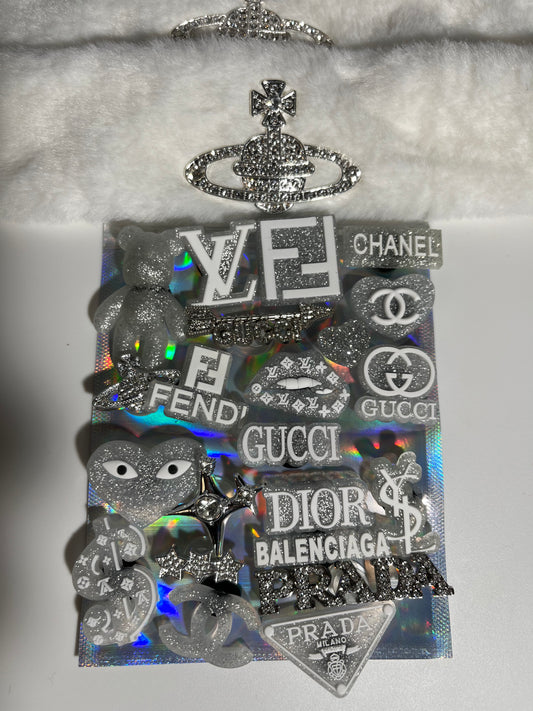 White and silver fur bundle