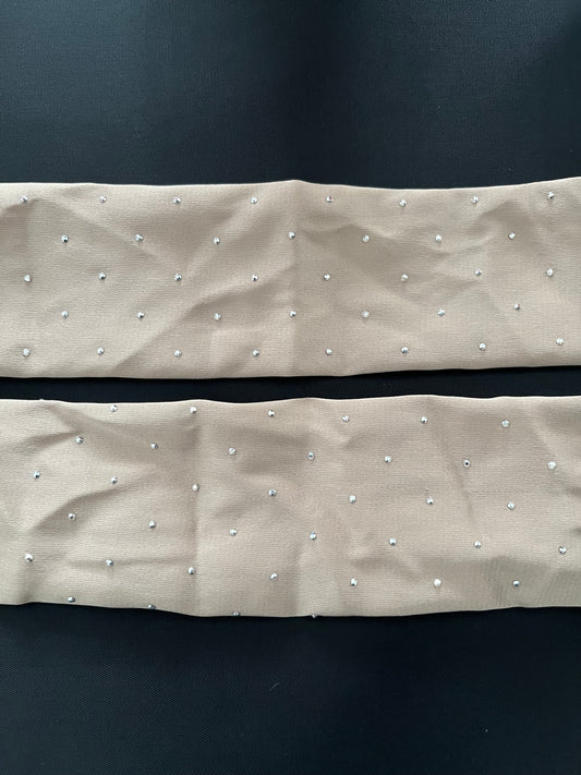 Beige plain sparkle straps set