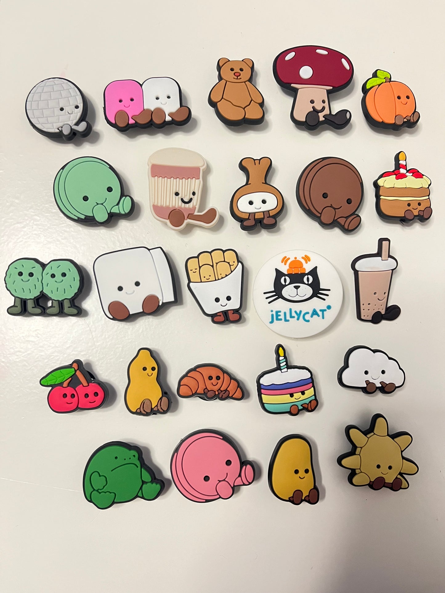 Jelly cat individual charms