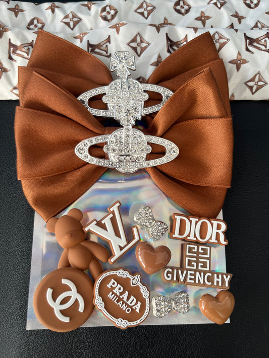 Brown and white complete bundle