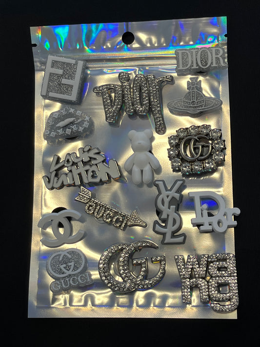 White and silver bundle