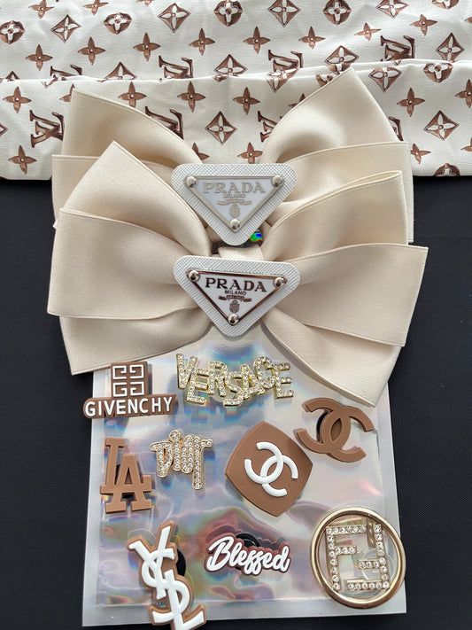 Brown and beige bundle