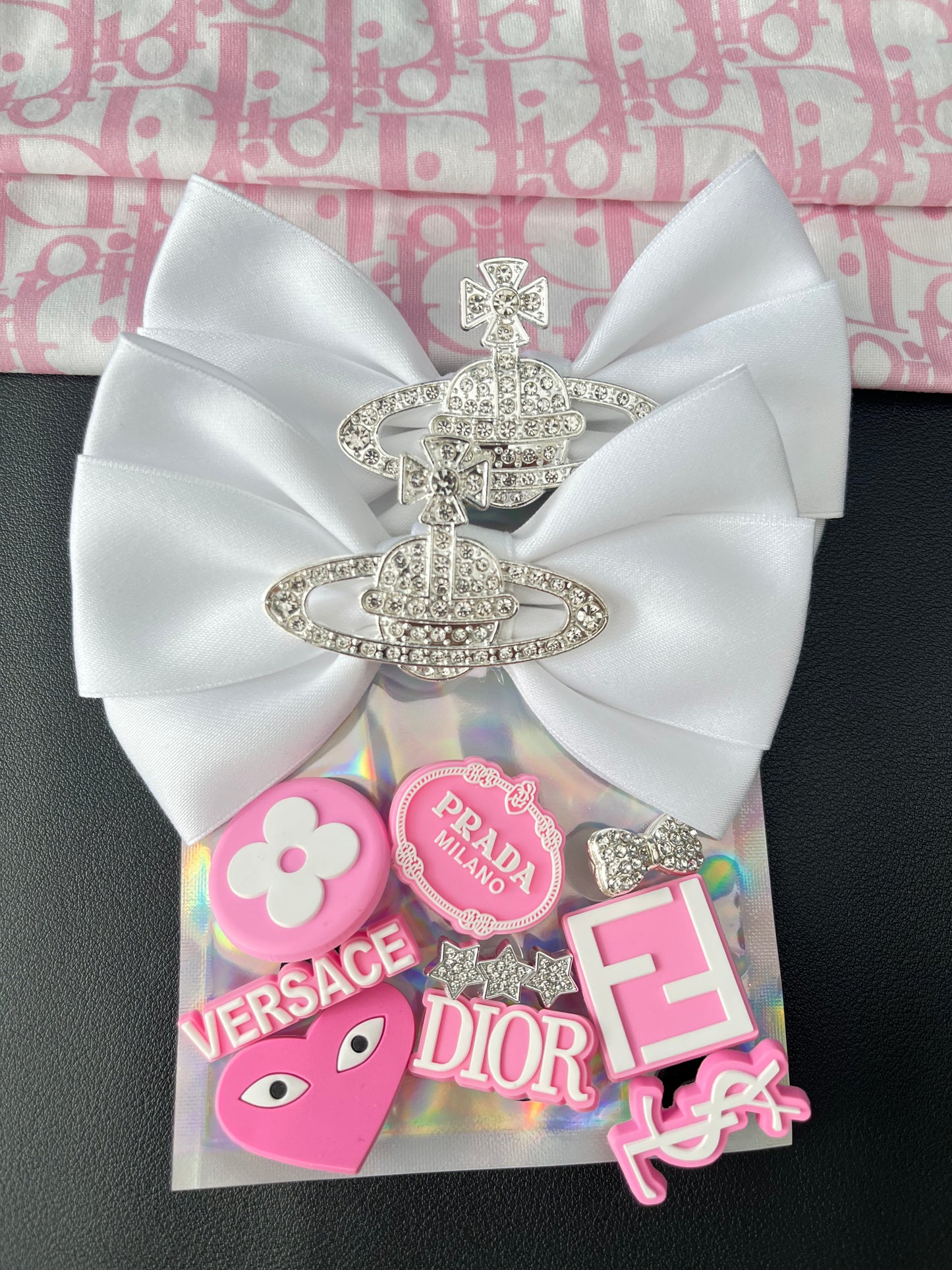 Pink and white complete bows bundle