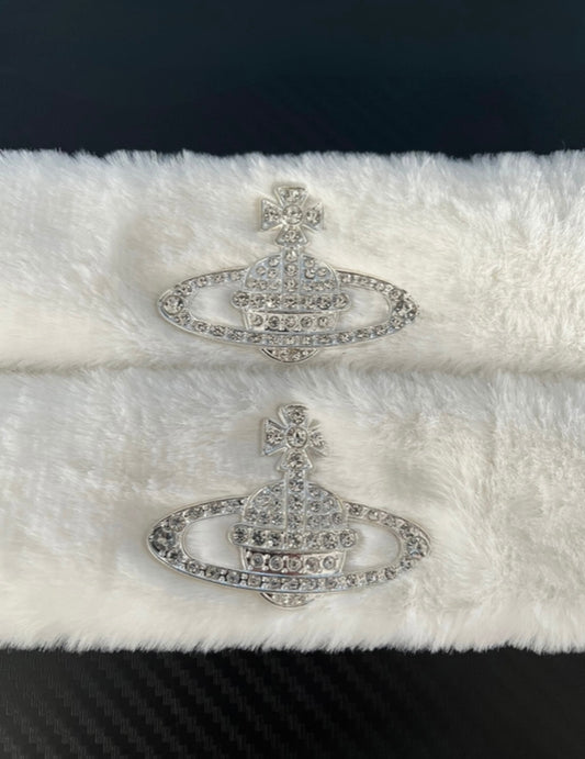 White Fur planet straps (set)
