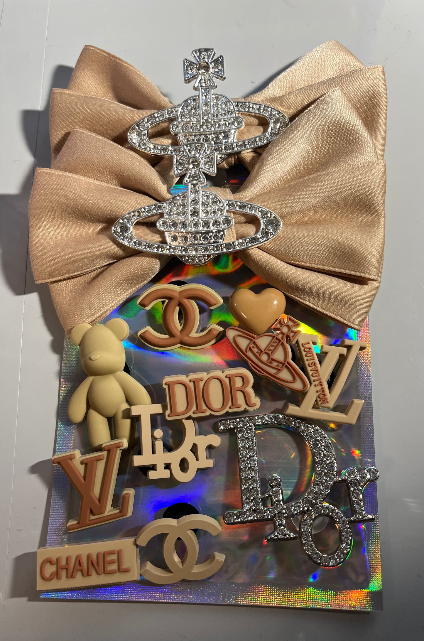Beige charms and bows bundle