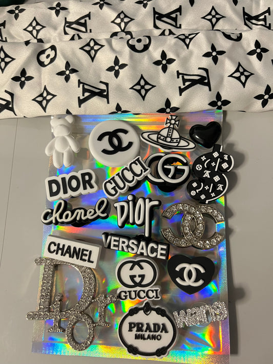 Black and white complete bundle