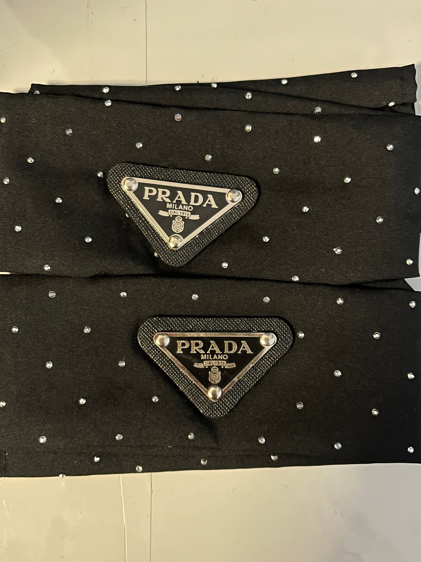 Black sparkle triangle straps set