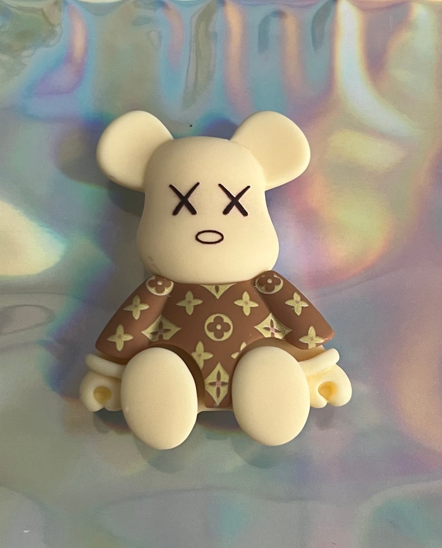 Beige bear charm