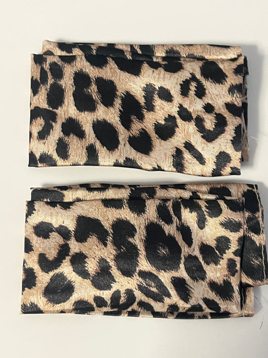 Leopard print straps set